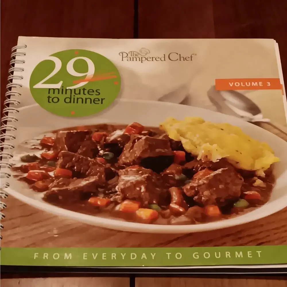 Lot of Four (4) Pampered Chef Cookbooks Spiral Bound In EUC